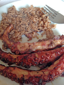 Olhinhos de Polvo roasted octopus and rice