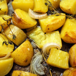 Roasted potatoes with thyme