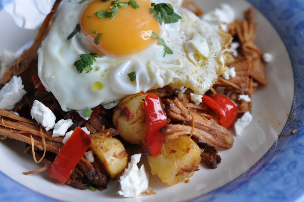 Pulled pork hash with egg and feta 