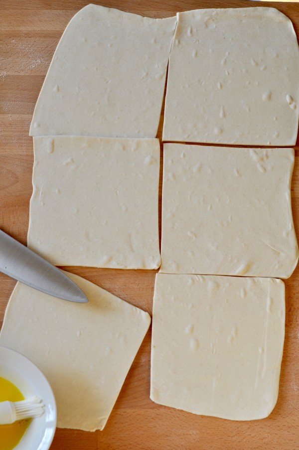 Cutting puff pastry squares